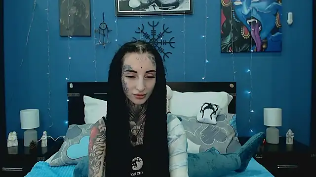 Snapshot of Velvetbat chatting on 18, 5, 2026 Velvetbat online show from 18, 5, 2026
