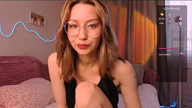 Lilo Sims online show from 15, 9, 2025