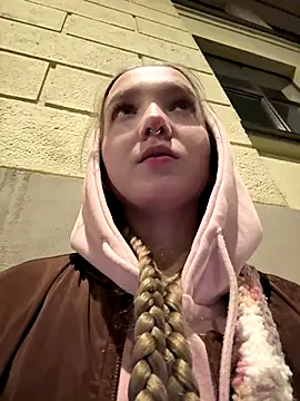 bambi lu online show from 18, 10, 2025