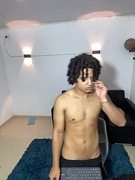 Snapshot of samxx_muscle chatting on 27, 4, 2026 samxx muscle online show from 27, 4, 2026