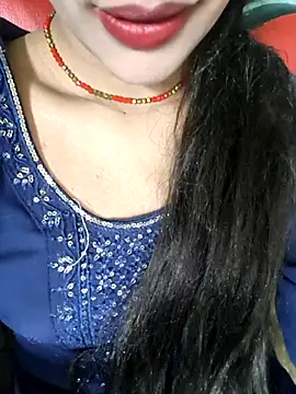 Snapshot of Eshwari_Chopra chatting on 1, 4, 2026 Eshwari Chopra online show from 1, 4, 2026