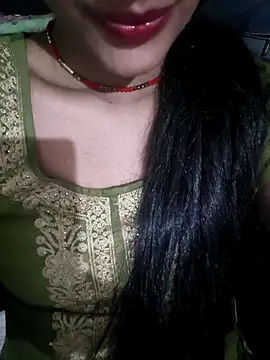 Snapshot of Eshwari_Chopra chatting on 4, 4, 2026 Eshwari Chopra online show from 4, 4, 2026