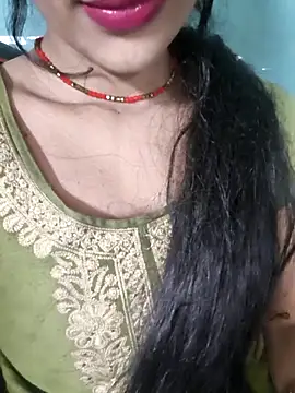 Snapshot of Eshwari_Chopra chatting on 8, 4, 2026 Eshwari Chopra online show from 8, 4, 2026