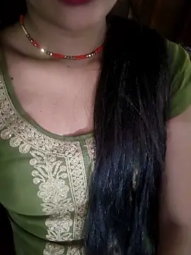Snapshot of Eshwari_Chopra chatting on 9, 4, 2026 Eshwari Chopra online show from 9, 4, 2026