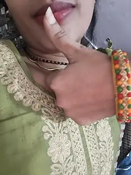 Snapshot of Eshwari_Chopra chatting on 10, 7, 2026 Eshwari Chopra online show from 10, 7, 2026