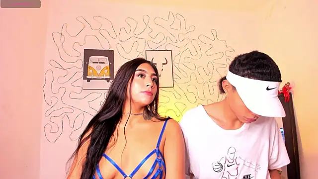 Snapshot of candyandmarilyn chatting on 11, 1, 2026 candyandmarilyn online show from 11, 1, 2026