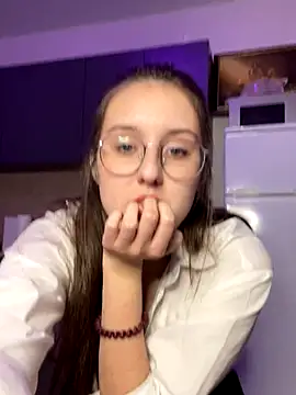 Vviikkssiikk online show from 16, 10, 2025