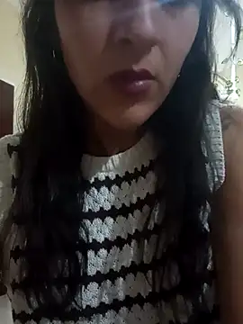 Snapshot of Camilitah chatting on 4, 4, 2026 Camilitah online show from 4, 4, 2026