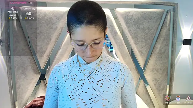 Snapshot of Elaine87_ chatting on 24, 9, 2025 Elaine87 online show from 24, 9, 2025