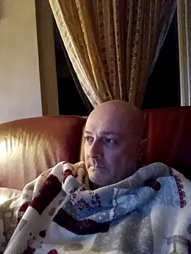 Alexis Bull online show from 7, 1, 2026