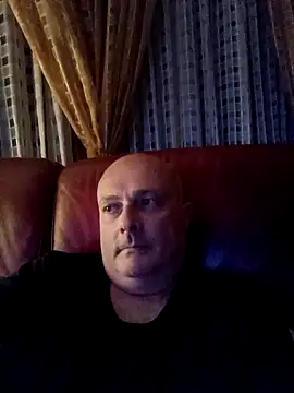 Snapshot of Alexis_Bull chatting on 26, 4, 2026 Alexis Bull online show from 26, 4, 2026