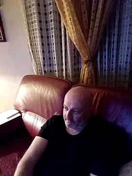 Snapshot of Alexis_Bull chatting on 5, 5, 2026 Alexis Bull online show from 5, 5, 2026