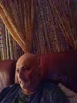 Snapshot of Alexis_Bull chatting on 12, 5, 2026 Alexis Bull online show from 12, 5, 2026