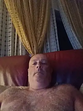 Snapshot of Alexis_Bull chatting on 26, 7, 2026 Alexis Bull online show from 26, 7, 2026