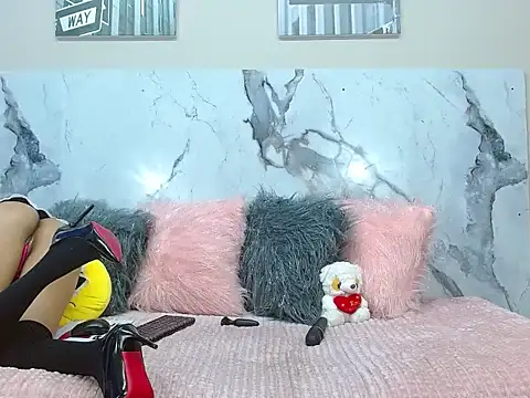 adajonnes online show from 14, 4, 2026