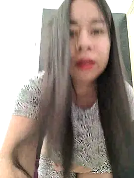 Snapshot of Yuli_Mars chatting on 23, 4, 2026 Yuli Mars online show from 23, 4, 2026