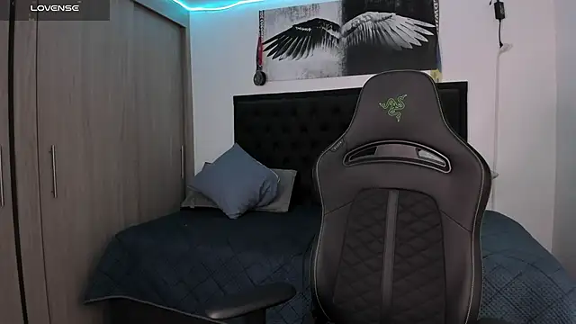 santi aesthetic online show from 23, 9, 2025