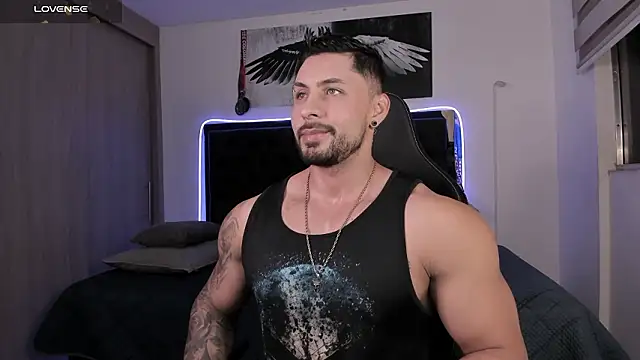 Snapshot of santi_aesthetic chatting on 20, 3, 2026 santi aesthetic online show from 20, 3, 2026