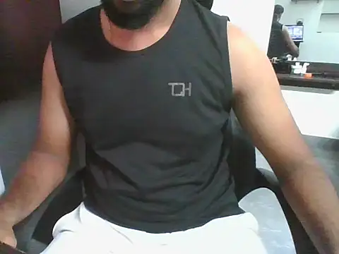 lovelyakash69 online show from 22, 12, 2025