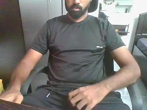 lovelyakash69 online show from 19, 1, 2026