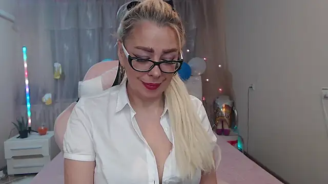 KatrinaCharm online show from 8, 10, 2025