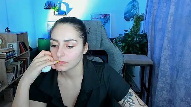 Snapshot of ValeriiMills chatting on 19, 2, 2026 ValeriiMills online show from 19, 2, 2026