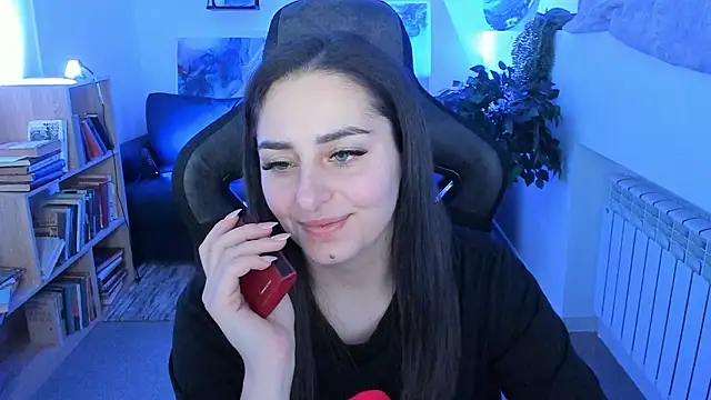 Snapshot of ValeriiMills chatting on 1, 3, 2026 ValeriiMills online show from 1, 3, 2026