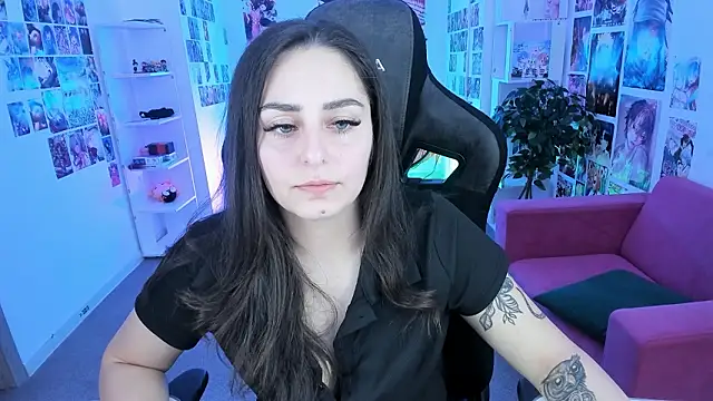 Snapshot of ValeriiMills chatting on 4, 3, 2026 ValeriiMills online show from 4, 3, 2026