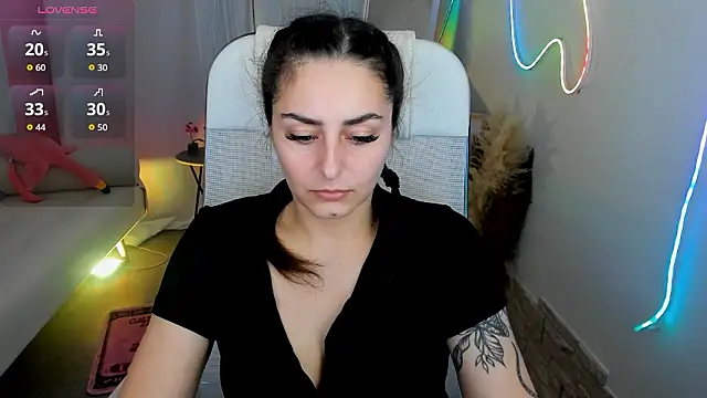 Snapshot of ValeriiMills chatting on 15, 3, 2026 ValeriiMills online show from 15, 3, 2026