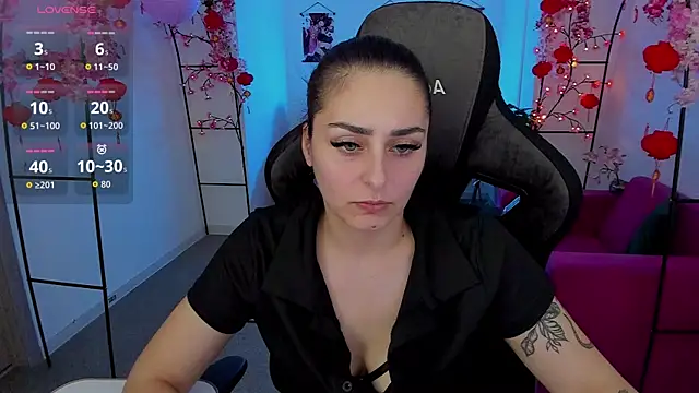 Snapshot of ValeriiMills chatting on 13, 4, 2026 ValeriiMills online show from 13, 4, 2026