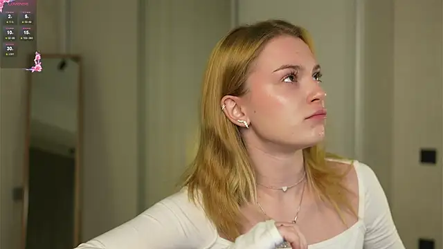 Cyberheart  online show from 24, 11, 2025