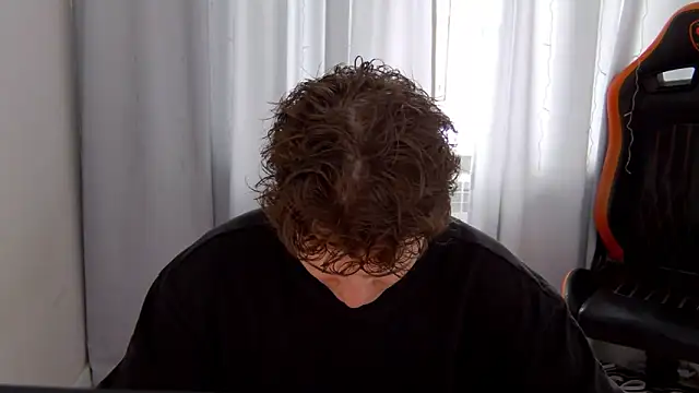 Snapshot of DanyDavis chatting on 19, 4, 2026 DanyDavis online show from 19, 4, 2026