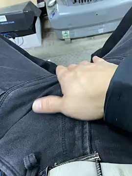 Snapshot of m4m4m4m chatting on 21, 11, 2025 m4m4m4m online show from 21, 11, 2025