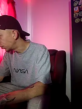 Snapshot of Chris__Jones chatting on 11, 9, 2025 Chris Jones online show from 11, 9, 2025