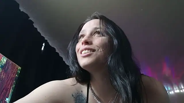 Snapshot of mavismable chatting on 6, 4, 2026 mavismable online show from 6, 4, 2026