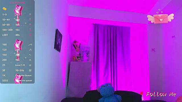 SkylerBennet online show from 4, 7, 2026