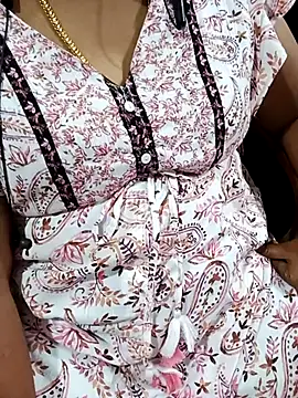 Snapshot of tamiltady chatting on 12, 10, 2025 tamiltady online show from 12, 10, 2025