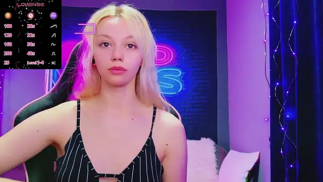 Snapshot of AlessiaCroft chatting on 15, 3, 2026 AlessiaCroft online show from 15, 3, 2026