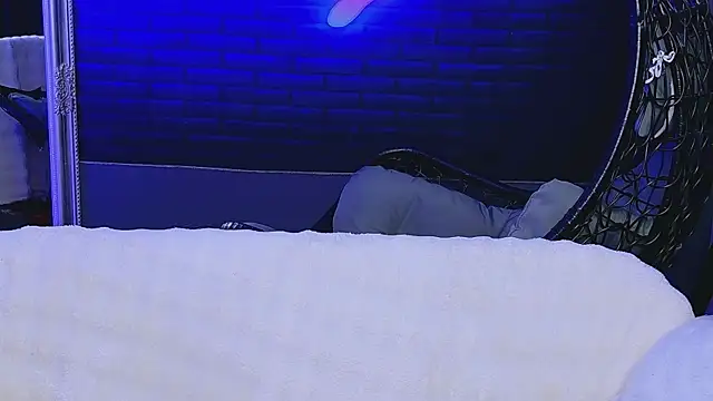 Snapshot of AlessiaCroft chatting on 1, 4, 2026 AlessiaCroft online show from 1, 4, 2026