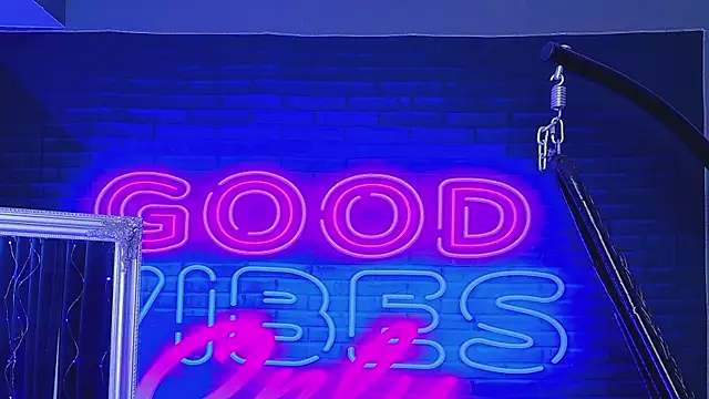 Snapshot of AlessiaCroft chatting on 6, 4, 2026 AlessiaCroft online show from 6, 4, 2026