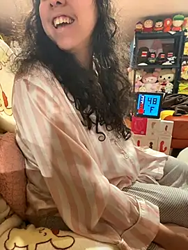 Snapshot of w3tkittty chatting on 15, 11, 2025 w3tkittty online show from 15, 11, 2025