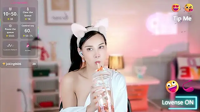 LunaBelle1984 online show from 21, 11, 2025