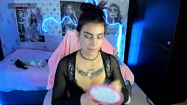 Snapshot of Medussa_katt chatting on 6, 7, 2026 Medussa katt online show from 6, 7, 2026