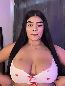Snapshot of Kariina__69 chatting on 9, 7, 2026 Kariina 69 online show from 9, 7, 2026