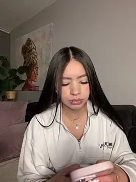 Cristina pinkk online show from 15, 12, 2025