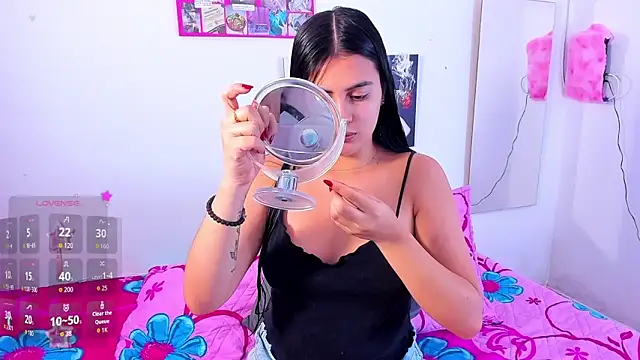 mialeia01 online show from 23, 10, 2025