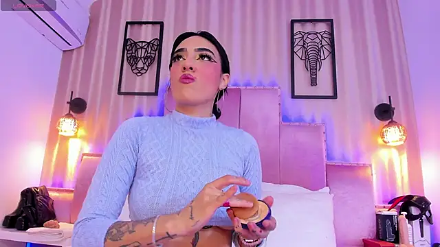 SamanthaAdele online show from 16, 11, 2025