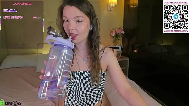 Snapshot of Sowetly chatting on 15, 12, 2025 Sowetly online show from 15, 12, 2025