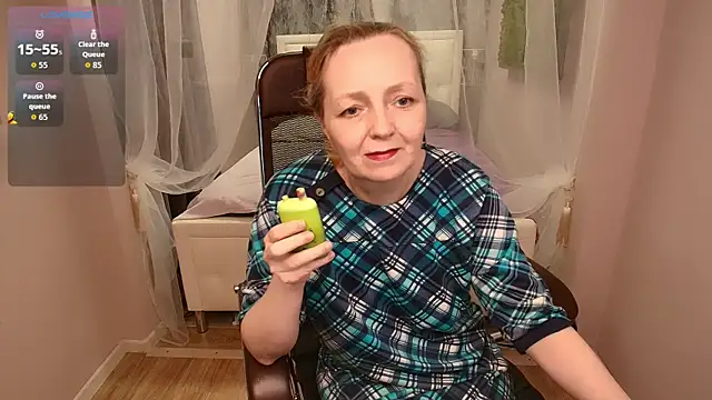 Snapshot of Karen_Villis chatting on 9, 4, 2026 Karen Villis online show from 9, 4, 2026