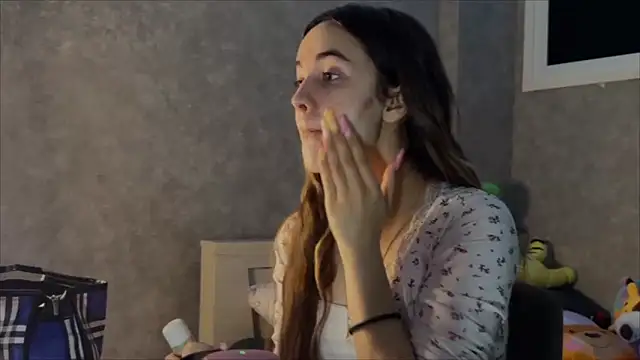 Snapshot of CupSizeGirl chatting on 7, 2, 2026 CupSizeGirl online show from 7, 2, 2026